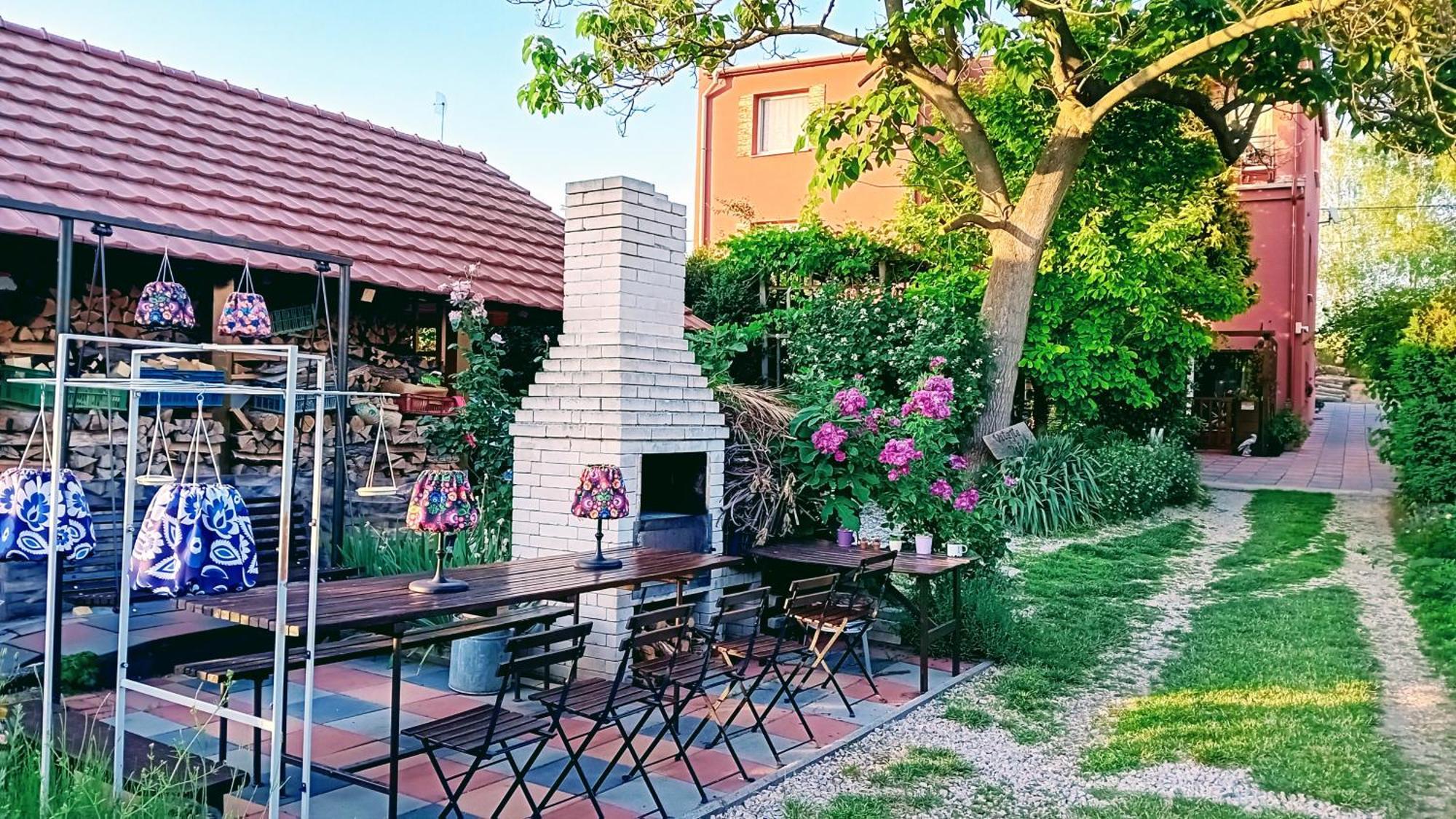 Penzion Vilka Podhajcanka Podhajska Bagian luar foto
